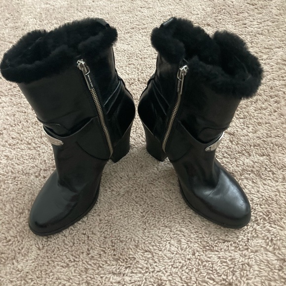 Michael Kors boots 6 1/2 M - Picture 1 of 14
